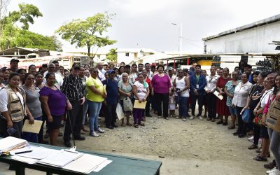 ALCALDESA MARTELL ENTREGA MATERIALES DE CONSTRUCCIÓN A 82 FAMILIAS DEL MUNICIPIO
