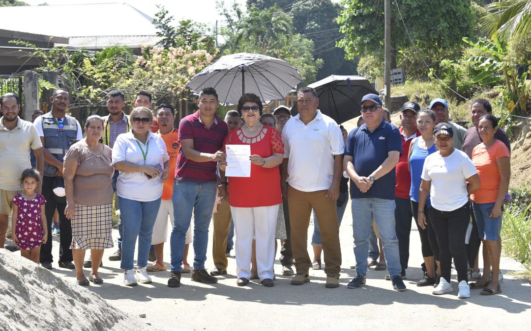 ARRANCA OBRA DE PAVIMENTACIÓN EN COLONIA EL RONDÓN