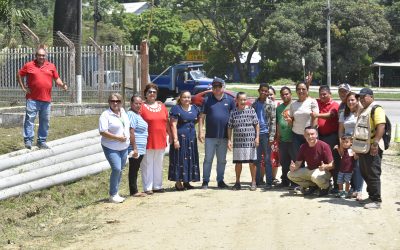 MÁS DESARROLLO PARA COL. MEGA CONCORDIA CON INICIO DE PAVIMENTACIÓN