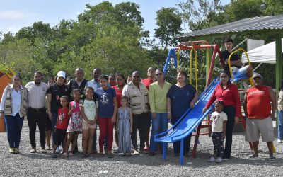 BRISAS DE LA LAGUNA RECIBE NUEVO PARQUE INFANTIL