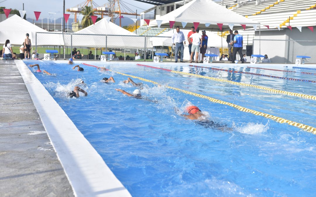 Puerto Cortés inaugura su primera piscina semiolímpica