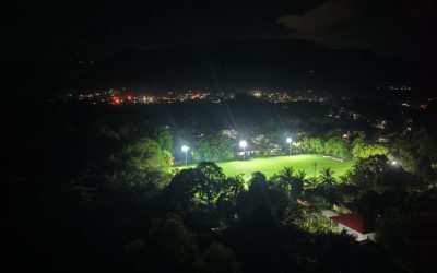 Puerto Cortés fortalece el deporte con iluminación en tres canchas comunitarias