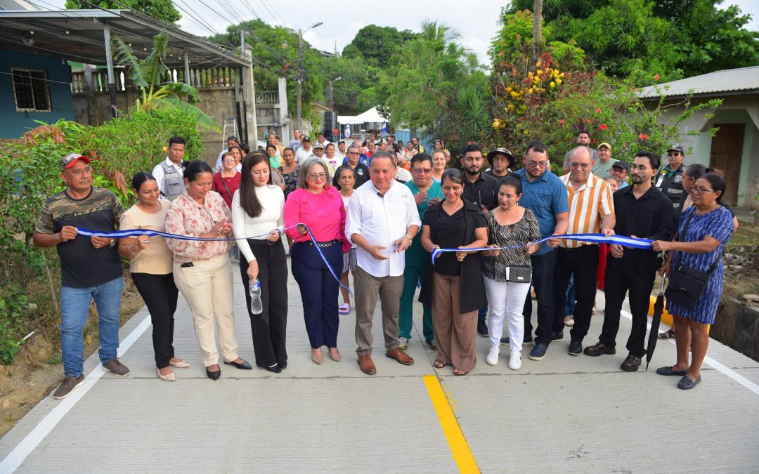 La Municipalidad de Puerto Cortés entrega obra de pavimentación en colonia San Antonio